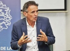 Katopodis criticó el cierre de Vialidad: "Una bestialidad"
