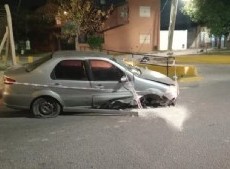 Perdió el control y chocó contra una plazoleta en Temperley
