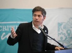 Kicillof aseguró que desde el Ejecutivo "gozan" cuando cierra una industria o se pierde un empleo.