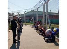 Horas de tensión en la Unidad N° 42: penitenciarios heridos y secuestro de numerosas “facas”