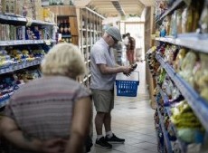 El Índice de precios al consumidor se aceleró al 6,6% en febrero, y acumuló en el primer bimestre del año una variación de 13,1%.
