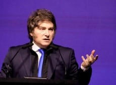 Milei: “Si no llegaran a fin de mes, la calle estaría llena de cadáveres”
