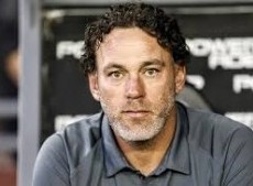 El presidente de Independiente opinó sobre la chance de que Milito sea DT de Boca