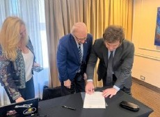 Tras vetar el financiamiento universitario y la emergencia en el Garrahan, Milei  busca frenar por decreto el aumento en discapacidad