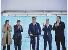 Kicillof: “Continuamos con obras y hacemos las que abandonó Milei”