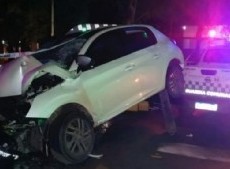 Dos personas quedaron atrapadas dentro del auto en un grave siniestro vial en la Ruta.