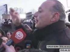 La dura advertencia de Sergio Berni a los transportistas en la autopista La Plata-Buenos Aires: "Tienen 5 minutos"