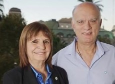 Patricia Bullrich y Néstor Grindetti, tras la reunión que tuvieron en la oficina de la candidata presidencial.