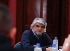 El Gobierno bonaerense advirtió que habrá descuentos salariales por la adhesión al paro docente