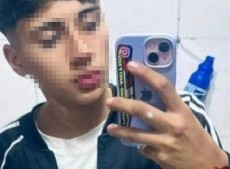 Le pegaron "por un asiento" en la escuela y está en coma