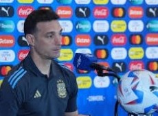 El entrenador argentino sorprendió a todos con un cruce que no pasó desapercibido tras el triunfo de la Selección argentina ante Chile.