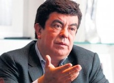Fernando Espinoza y un pedido a Javier Milei: "Piense en generar trabajo y cuidar a los más débiles"