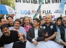 Kicillof: "Las universidades no se venden, los hospitales no se desfinancian"