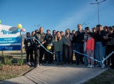 Cascallares presentó la renovada Plaza Fabián Ferrari de Glew