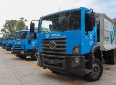 Incorporación de cinco camiones y dos camionetas utilitarias a Espacios y Servicios Públicos