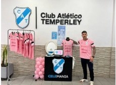 Nueva camiseta de Temperley por “Octubre Rosa”