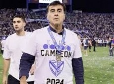 Gustavo Quinteros rompió el silencio y explicó los motivos de su salida de Vélez