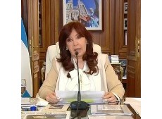 Cristina Kirchner ejercerá su propia defensa.
