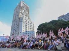 Se espera el plenario nacional el viernes 3 de marzo con una masiva movilización a Plaza de Mayo.