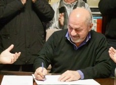 Mario Secco anunció aumento para los trabajadores municipales