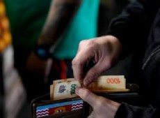 El Índice de Precios al Consumidor (IPC) mensual mostró una leve aceleración de 0,1 puntos contra mayo.