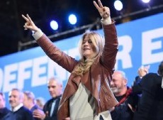 Magario: "Este triunfo es fruto de la fuerza de Kicillof, de los intendentes, la militancia y un peronismo que nunca abandona"
