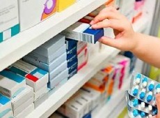 Las autoridades de la Confederación Farmacéutica Argentina alertan por los altos precios de los productos tras la desregulación del DNU.