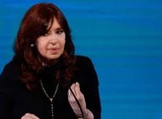 El Gobierno oficializó la baja de la pensión y jubilación de privilegio de Cristina Kirchner