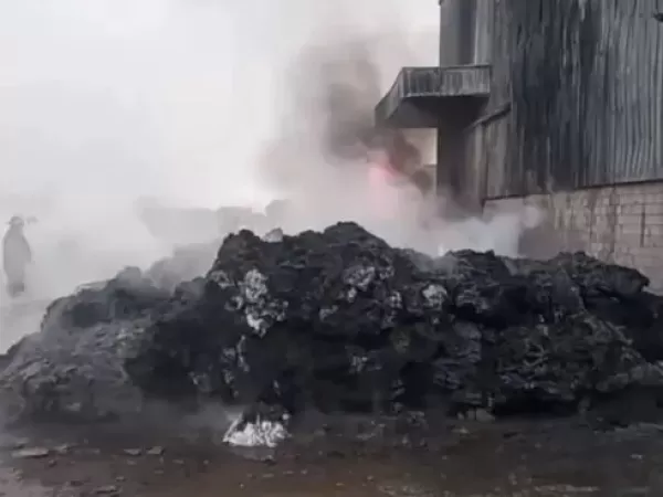 Se incendi&oacute; una f&aacute;brica en el mismo predio de la explosi&oacute;n de noviembre