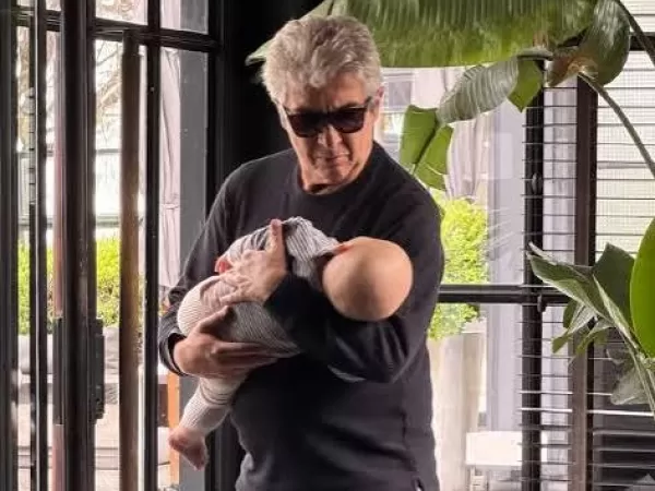 La tierna foto de Ricardo Dar&iacute;n con su nieto Dante que comparti&oacute; el Chino