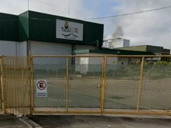 Granja Tres Arroyos cierra por tiempo indeterminado una de sus principales plantas