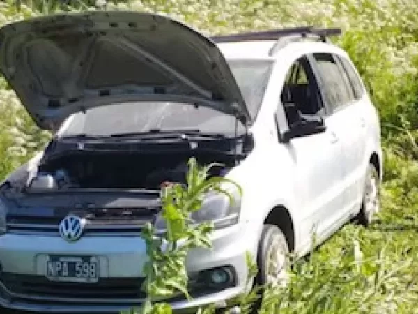 Conducía un auto robado y fue detenido tras intentar asaltar a un jubilado