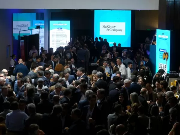 Los empresarios de IDEA creen que la recuperaci&oacute;n del consumo se demora y advierten por el avance del contrabando