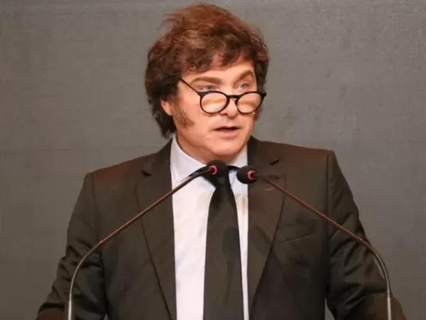 &ldquo;Nadie les puso una pistola en la cabeza&rdquo;: Milei descart&oacute; ayudar a las familias endeudadas