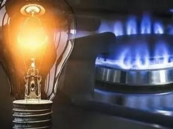 El Gobierno anticip&oacute; que acelerar&aacute; la quita de subsidios a la luz y el gas