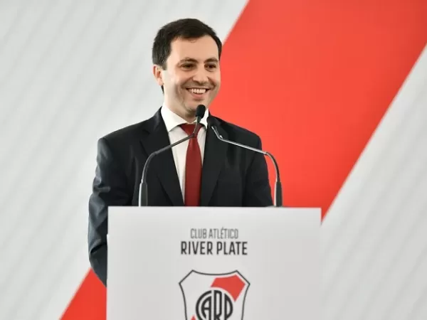 Di Carlo asumió como presidente de River y fue crítico con la actualidad del equipo