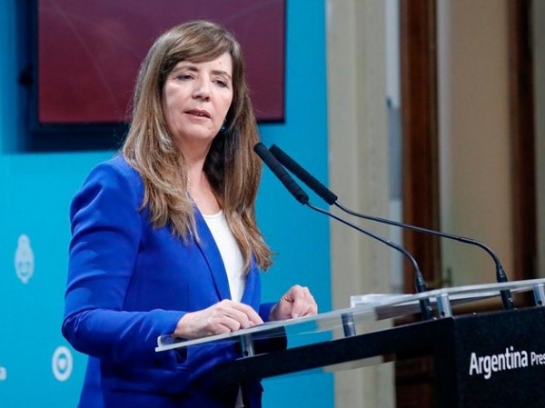 Gabriela Cerruti negó la crisis económica y vaticinó que "el pueblo argentino va a reconocer la verdadera epopeya de este Gobierno"
