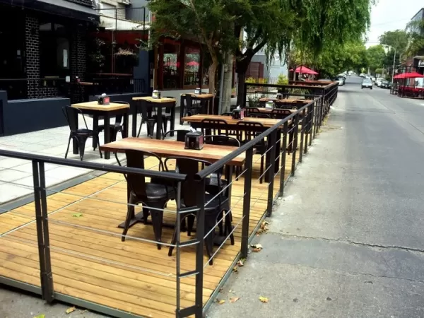 Ya no se permiten instalar nuevos decks y avanza un proyecto para retirarlos