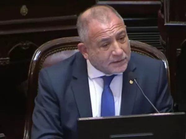Luis Juez rompió con el PRO y se unió a un interbloque libertario en el Senado