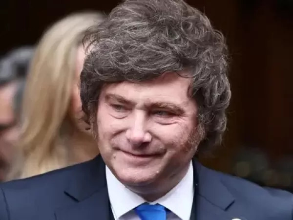 La confianza en Javier Milei cay&oacute; a su nivel m&aacute;s bajo desde el inicio de la gesti&oacute;n