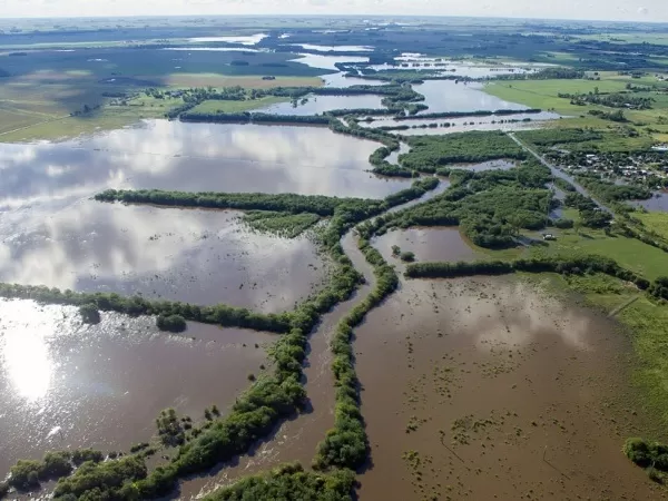 Estiman más de 5 millones de hectáreas afectadas por las inundaciones y hay temor por el impacto en la producción