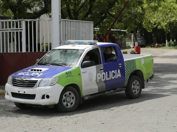 Encontraron un cuerpo mutilado en un tacho de plástico de 200 litros