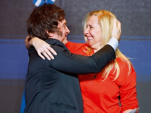 Javier Milei ratificó a su hermana Karina como la estratega electoral
