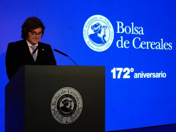 C&oacute;mo quedar&aacute;n las retenciones para el campo y para productos industriales tras el anuncio de Milei