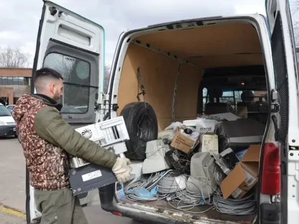 UNLZ: Reciclan aparatos electr&oacute;nicos