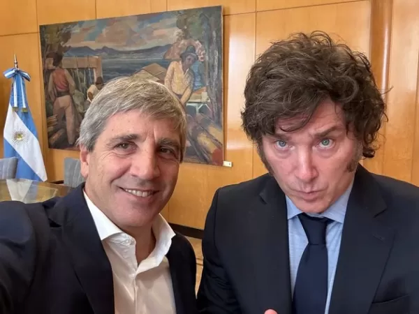 Denuncian penalmente a Javier Milei y Luis Caputo por incumplir la ley de Financiamiento Universitario