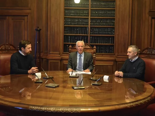 Tras el pedido por las vacantes judiciales, la Corte bonaerense suscribi&oacute; un convenio con Kicillof