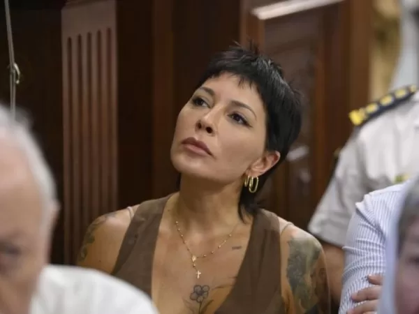 Mayra Mendoza le pidió a Santilli “ser responsable” y advirtió por la deuda con la Provincia