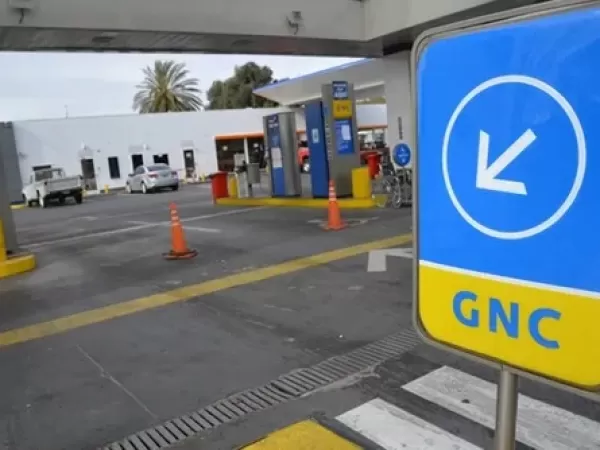 Por el fr&iacute;o, el consumo de gas aument&oacute; y ya hay restricciones en industrias y estaciones de GNC
