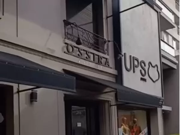 Cierra un local de 36 a&ntilde;os por el ingreso masivo de ropa china